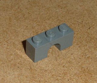 Lego 420180 (4490) mostový oblouk 1x3 1 ks POUŽITÉ