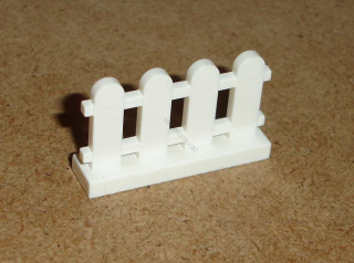 Lego 425260 (33303) plot 1x4x2 1 ks POUŽITÉ