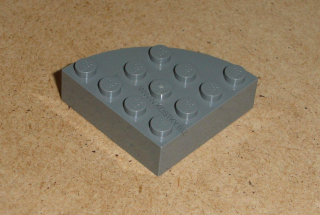 Lego 700271 (2577) kulatá kostka 4x4 čtvrtkruh 1 ks POUŽITÉ