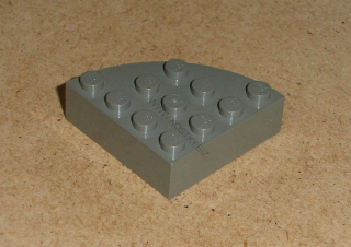 Lego 700272 (2577) kulatá kostka 4x4 čtvrtkruh 1 ks POUŽITÉ
