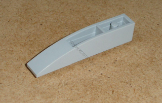 Lego 701302 (42023) šikmá, zakulacená 6x1 1 ks POUŽITÉ